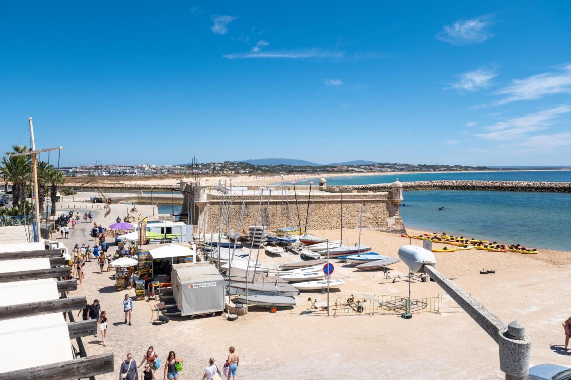 Апартаменты Fabrica Da Ribeira 80 By Destination Algarve Лагуш Экстерьер фото