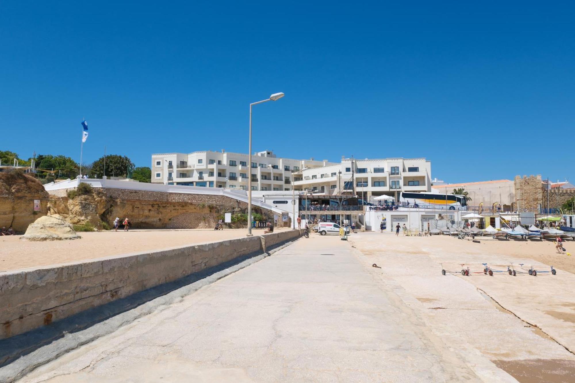 Апартаменты Fabrica Da Ribeira 80 By Destination Algarve Лагуш Экстерьер фото